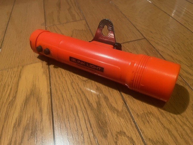 SANYO　ブリンクライト　ハブ着用