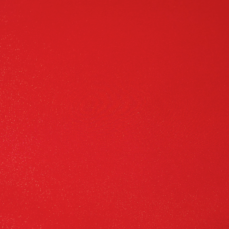 R-019-f番 銀通し 正絹縮緬地端切れ（はぎれ・ハギレ） 38センチ×55センチ 赤色 地模様なし