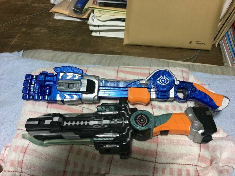 仮面ライダー ゴースト 4モード変形 DX ガンガンセイバー/グーパー拳銃ＤＸガンガンハンド DXサングラススラッシャー