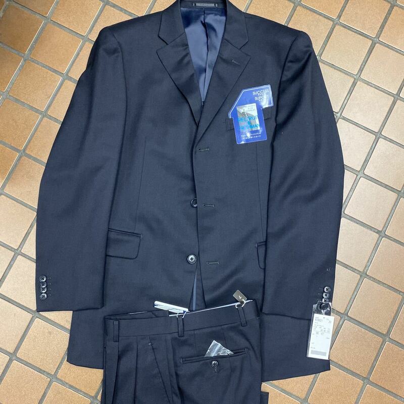 新品　紺無地　3つボタンスーツ　上下セットアップ　kanebo カネボウ　リクルートビジネススーツ　サイズYA7 タイト　ウール100%