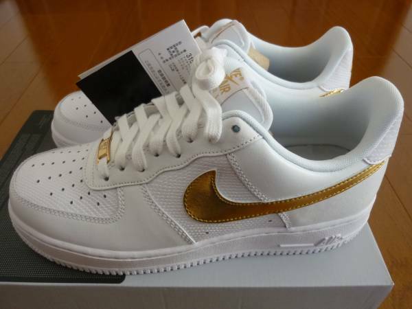 即決☆レア！限定！♪新品未使用 NIKE ナイキスニーカー WMNS AIR FORCE 1 '07 LOW エアフォース１ ロー 26.0cm♪25周年記念♪30周年記念