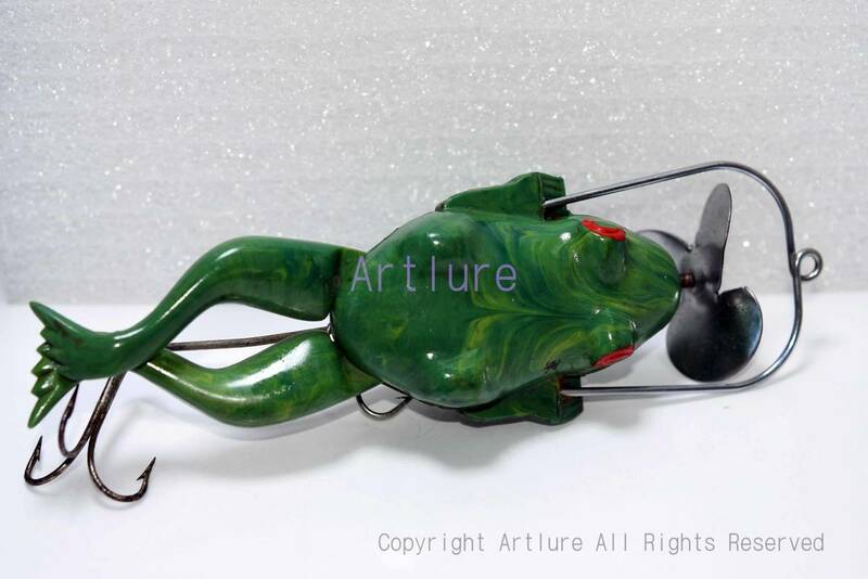 LIVE ACTION FROG.C1960年 蒐集家向け、ACTIONFROG CO,, CAL,USA.RARE NICE,14CM,NO NAME ON BODY,(3Y525-175)