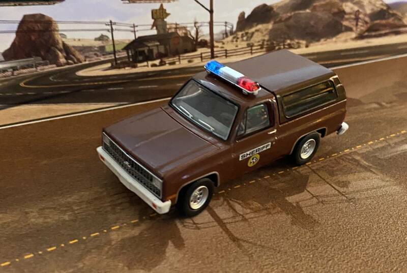 The X Files 1981 Chevrolet K5 Blazer Sheriff Greenlight 1:64　警察車両　1/64　海外ドラマ　映画　FBI CIA 秘密組織