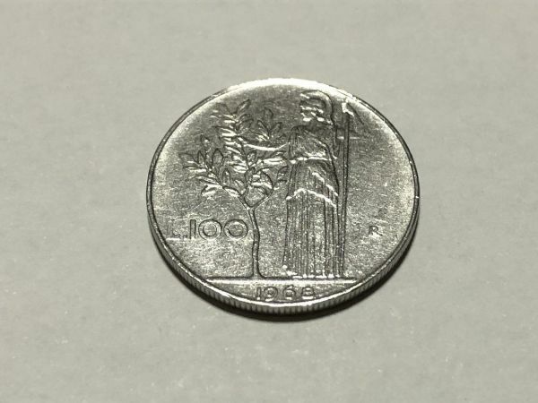 イタリア 旧硬貨/外国コイン 1968年 100リラ ステンレス 古銭 REPVBBLICA ミネルバ神