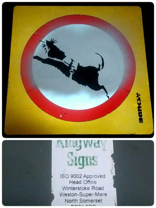 Banksy(バンクシー)のロードサイン『Anti Climbing Rat』道路標識。2004年頃の作品です。貴重なイギリス作品■Weston-super-mare文字有