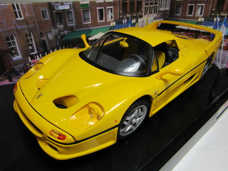 Ferarri 1/18 フェラーリ F50 イエロー 1995 Mattel製 絶版 YW初期版 50th 正規ライセンス品 ENZO PININFARINA ピニンファリーナ 