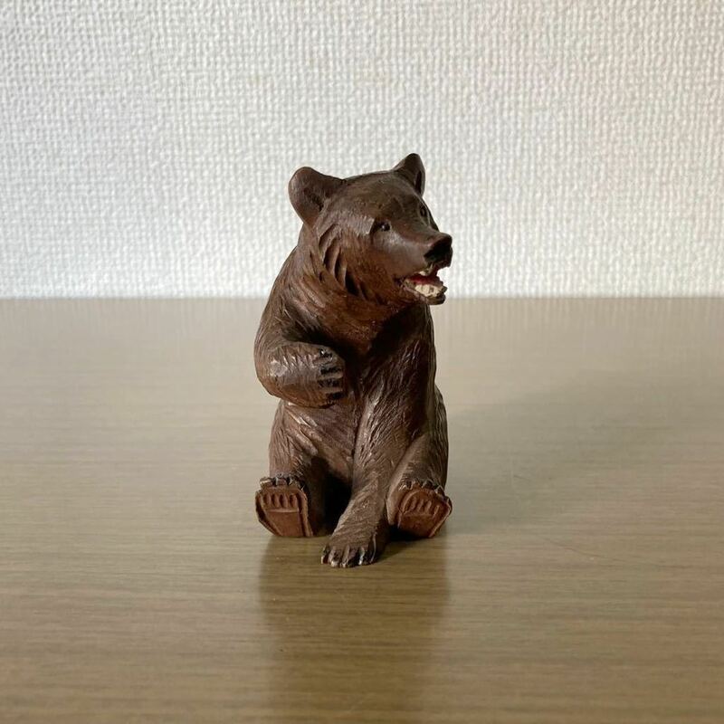 木彫り 熊 スイス製 アンティーク 高さ8.5cm 座り熊 木彫りの熊 くま クマ 民芸品 工芸品 置物 彫刻 アイヌ 昭和レトロ