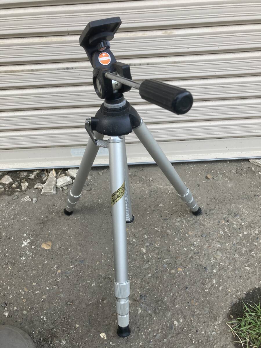 CHERRY(コニカ）総金属製三脚。脚径25ｍｍで、軽量で高剛性！山岳野外に、小型鏡筒、小型ミラーレス一眼で星景撮影も楽しい