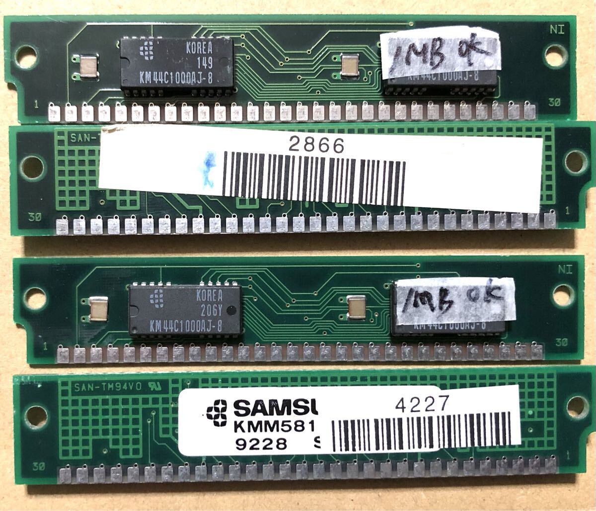 30pin SIMM(80ns) 1MB ４枚セット
