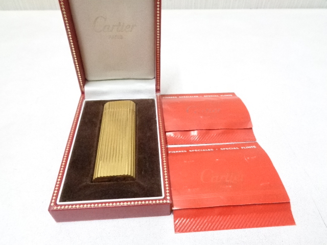Cartier カルティエ ライター ゴールド 石付き ケース入り