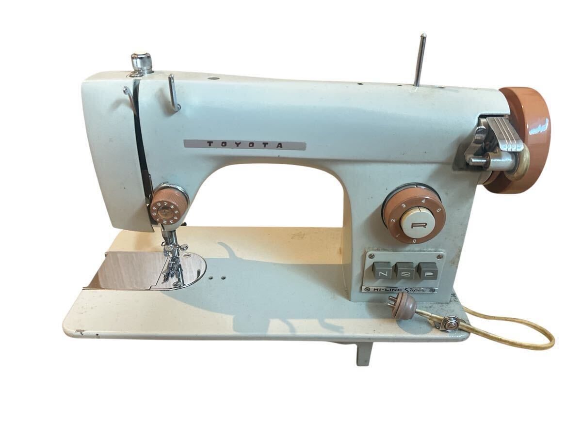 【09】ミシン トヨタ　H 222S アンティーク