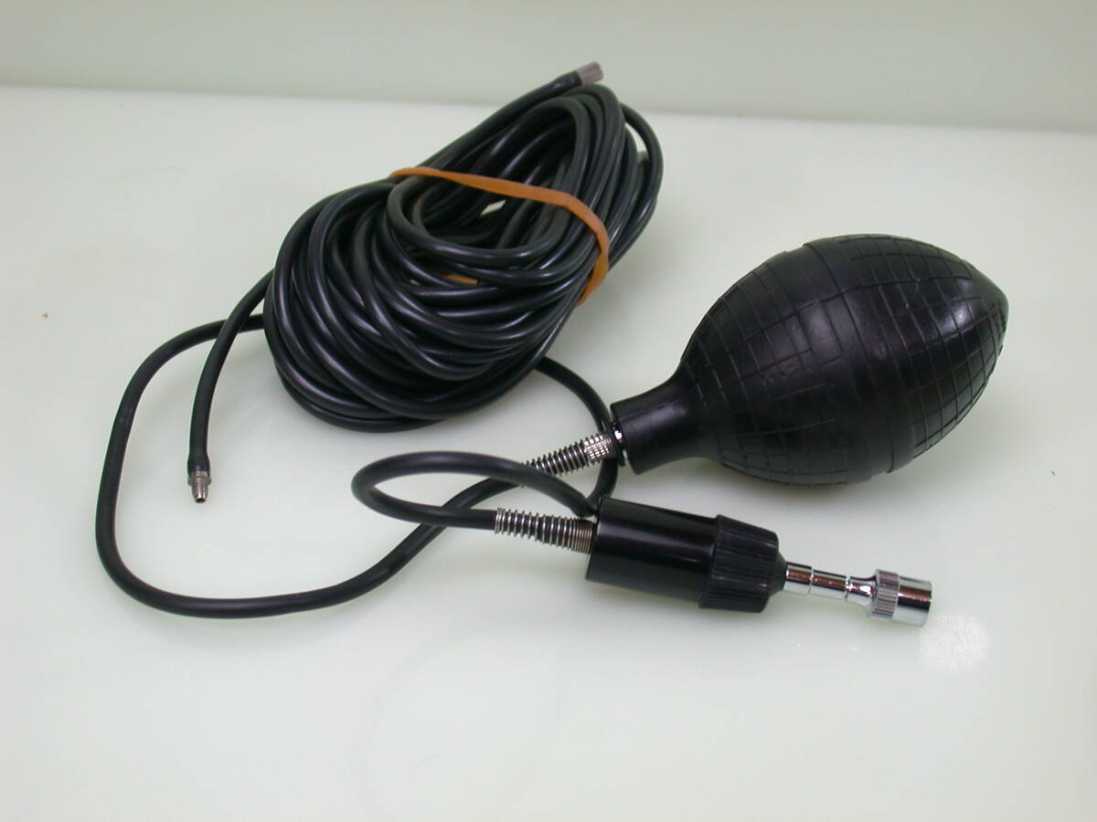 エアーレリーズ ニコン ライカにも使えます 延長チューブ付き（5.5メートル程） 動作確認済 ライカリング付き