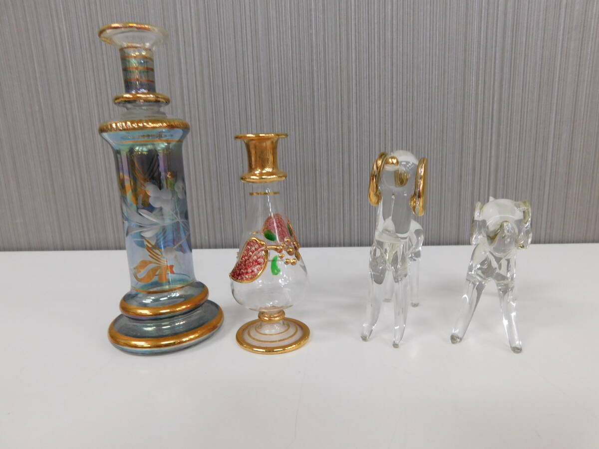 ガラス細工おまとめ 香水瓶 エジプト クリアガラス 犬の置物 ガラス細工 ガラス 金彩 雑貨 アンティーク ヴィンテージ 激安1円スタート