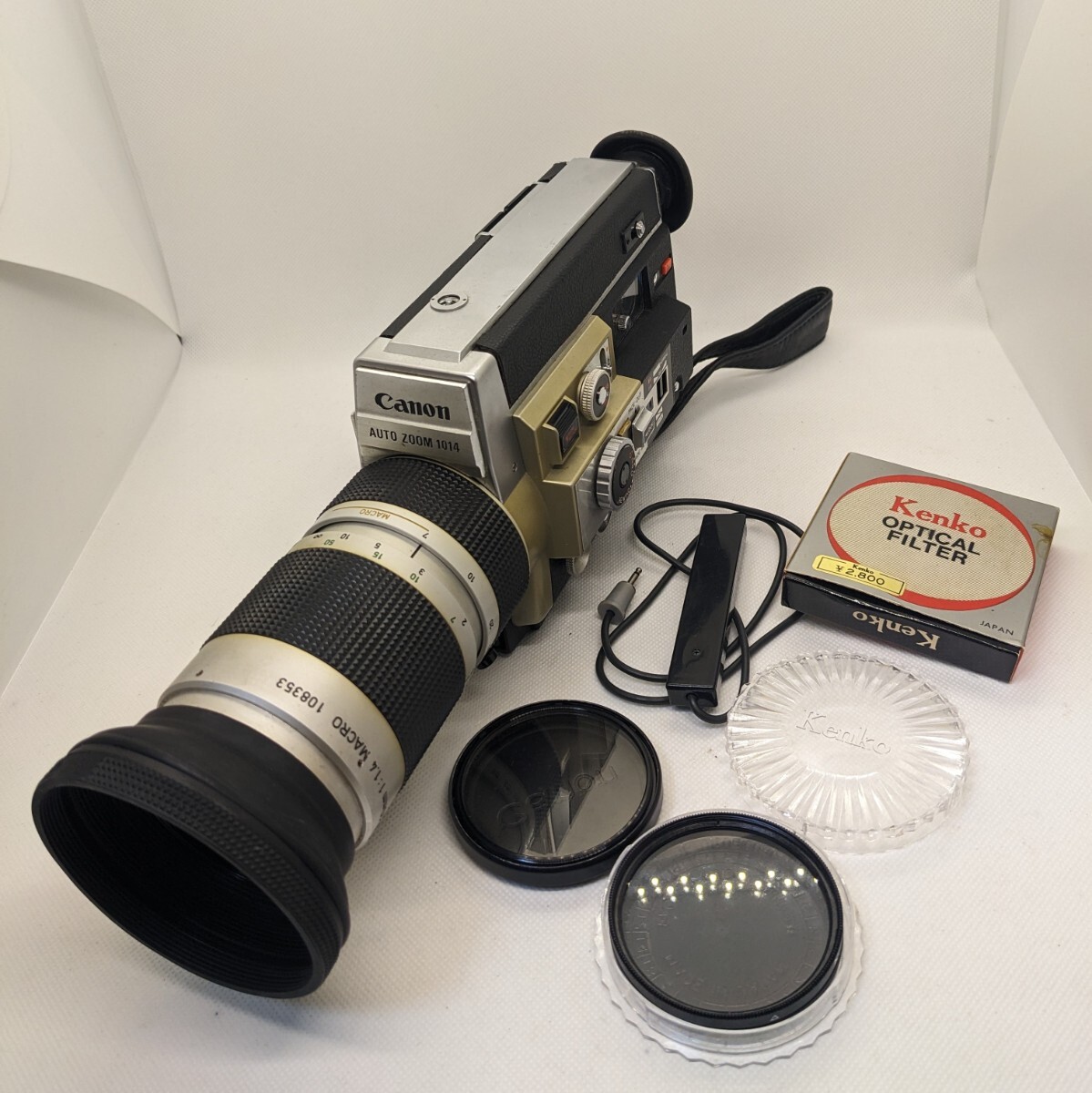 Canon AUTO ZOOM 1014 ELECTRONIC 8ミリカメラCANON ZOOM LENS C-8 7-70mm F1.4 MACRO動作未確認リモートスイッチ付 ジャンク品【C801】