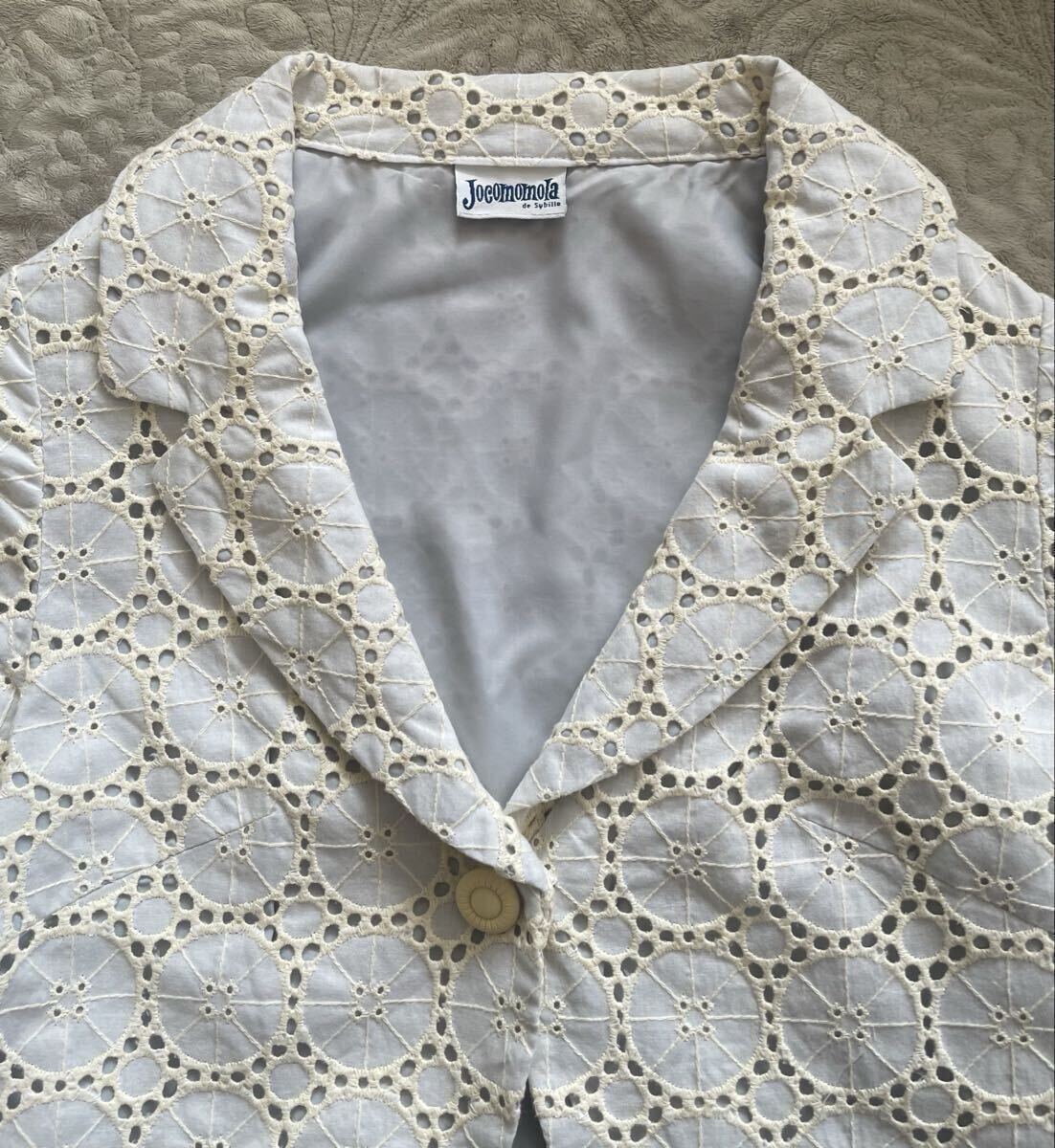 Jocomomolaカットワーク刺繍　ジャケット　開襟　水色　アイボリー　七分袖　コットン100% クロップド　綿　42 シビラ Sybilla ホコモモラ 