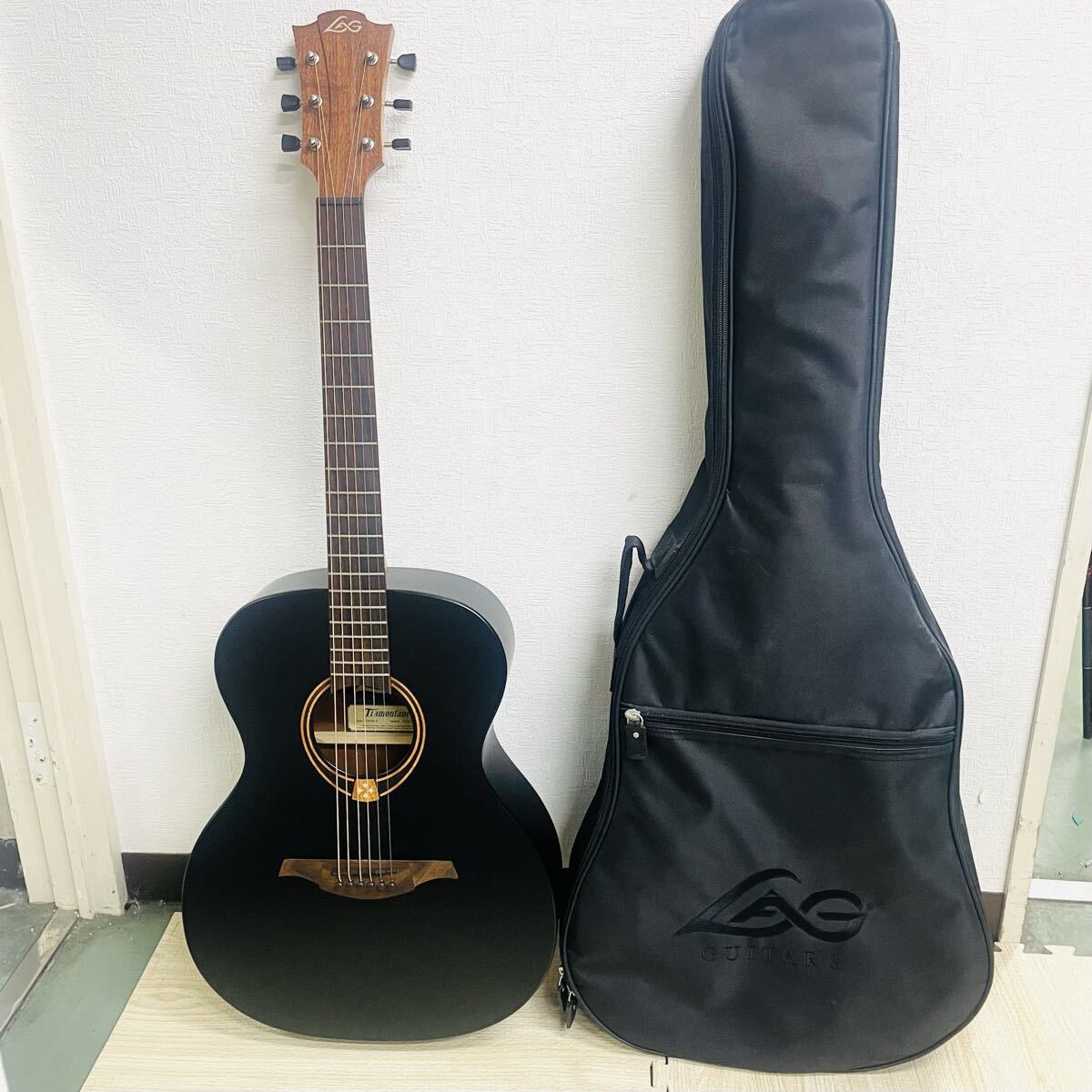 岸170 LAG Guitars ラグギターズ アコースティックギター アコギ日本限定モデル Tramontane70 ブラックサテンカラー T70A-BLS ケース付き