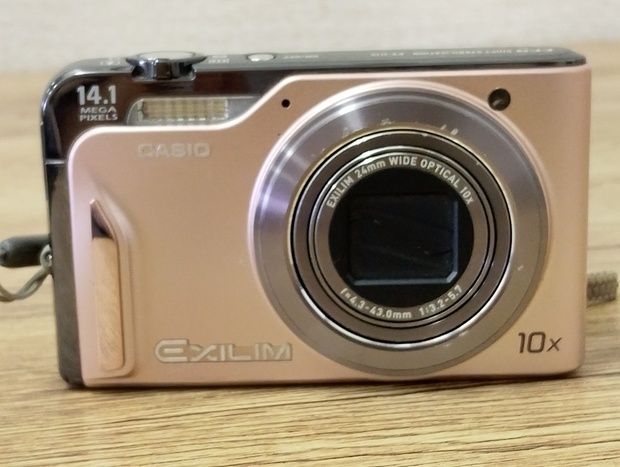 管M0330001　CASIO EXILIM EX-H15 14.1MP 10倍ズーム 4.3-43.0mm 1:3.2-5.7 ピンク コンパクトデジタルカメラ ※動作未確認