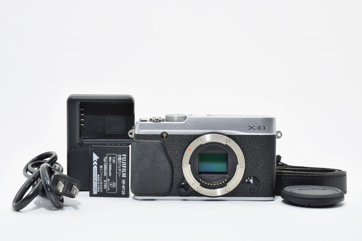 Fujifilm 富士フィルム X-E1 ミラーレス一眼カメラ #2801321