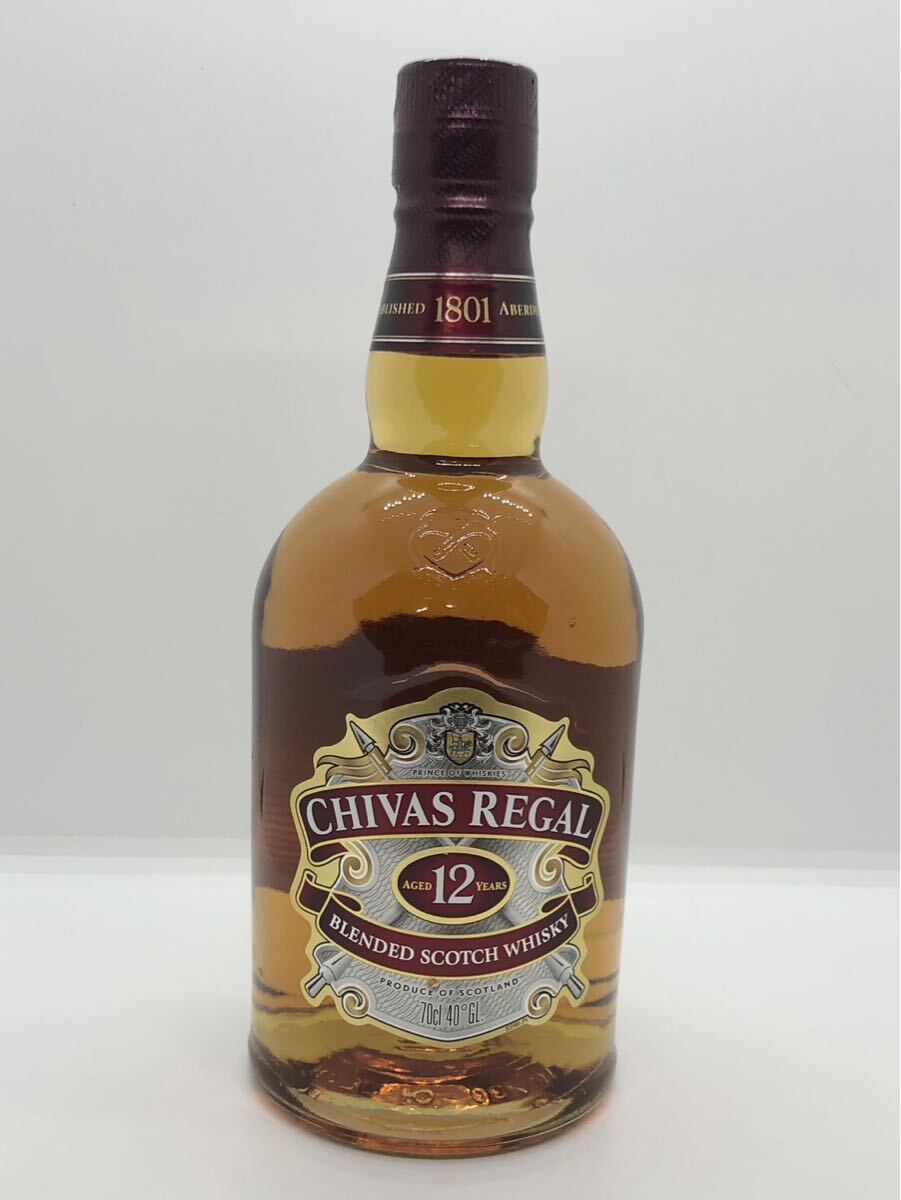 三107 未開栓　 CHIVAS REGAL シーバスリーガル 12年　ウイスキー スコッチ　40% 700ml 国外酒　(N)
