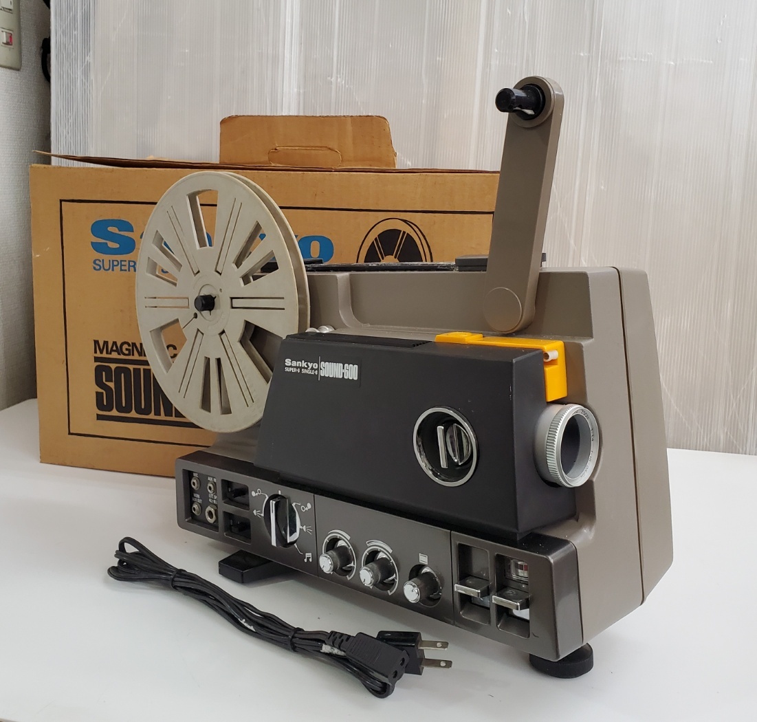 Sankyo SOUND-600 映写機サンキョー 昭和レトロ 通電確認済