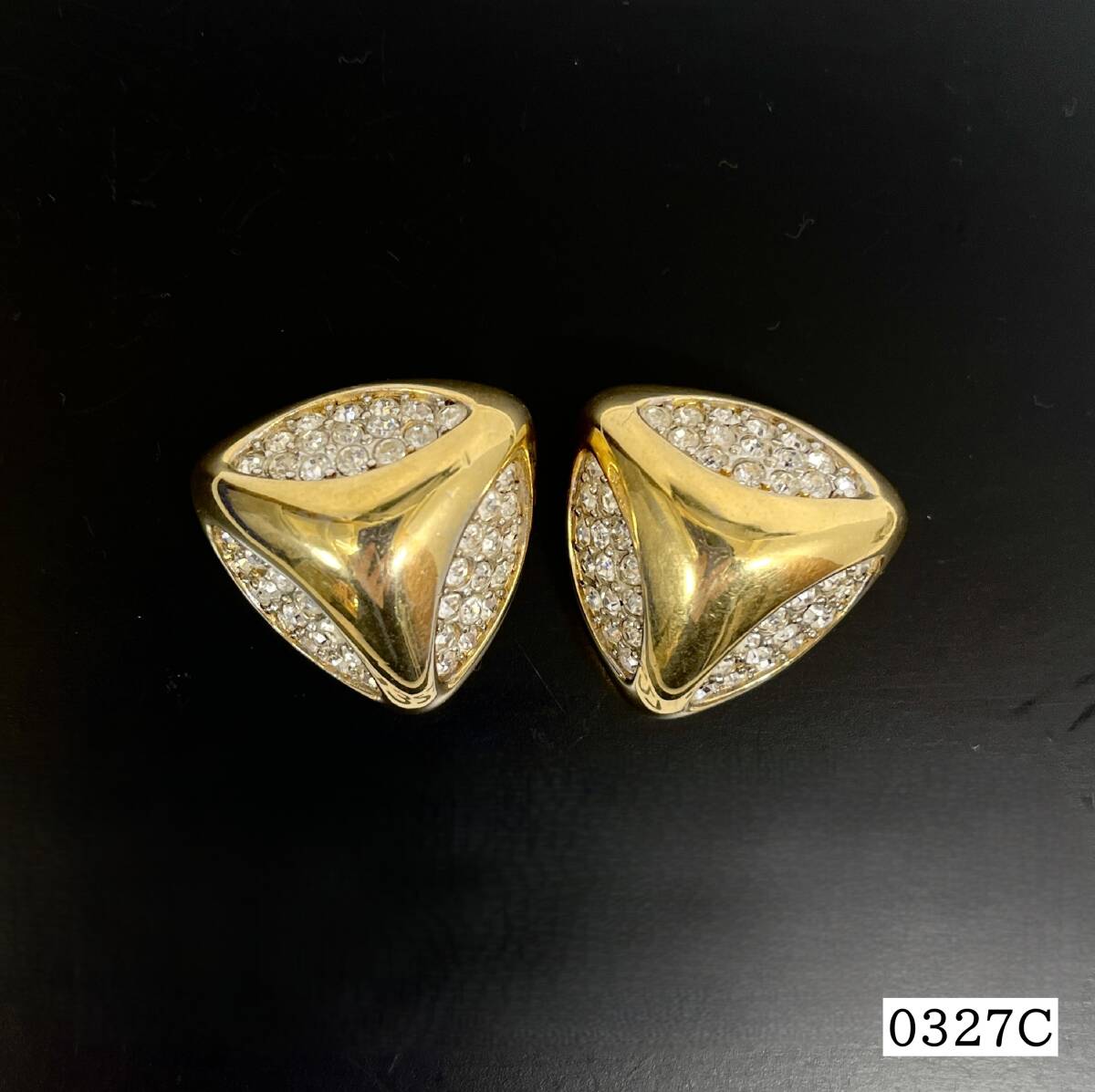 (志)NINA RICCI ニナリッチ クリップオン イヤリング 両耳 ペア 三角形 ゴールドカラー ラインストーン 約3cm 小物 アクセサリー(o)0327C