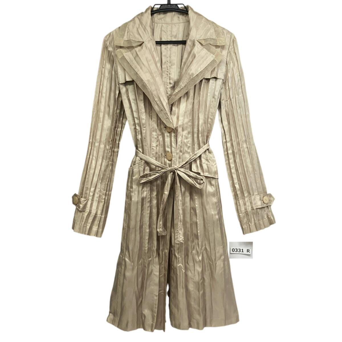 (志)【美品】SPECCHIO/スペッチオ プリーツ加工 スプリングコート ベルト付 トレンチコート シャンパンゴールド サイズ40 (I)0331R