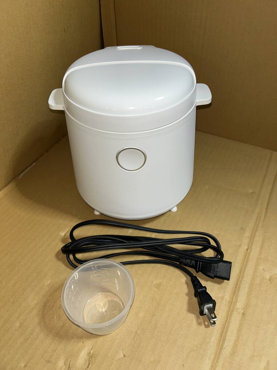 【ジャンク品】2024年製 C:NET 3合炊き マイコン炊飯器 OB-M30-W