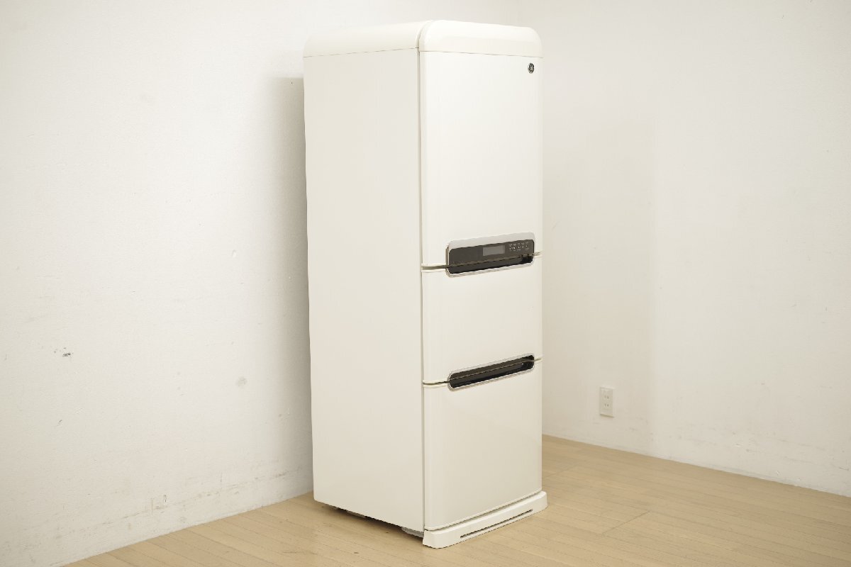 展示品 GE General Electric ゼネラルエレクトリック 冷凍冷蔵庫 KQ12JC 2004年製 3ドア 323L アメリカン レトロ 動作確認済
