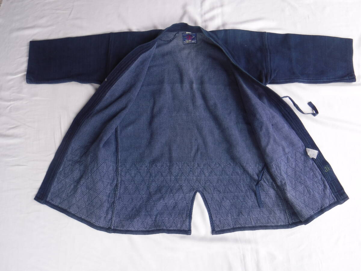 K74e◇剣道着◇裄丈69cm、身幅60cm、着丈83cm◇刺し子◇腰下菱刺◇送料680円◇