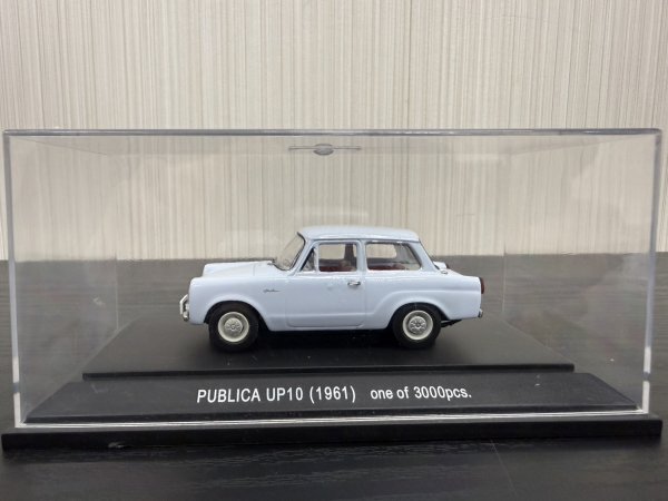 A3　EBBRO　エブロ　TOYOTA　PUBLICA UP10（1961） one of 3000pcs　トヨタ　パブリカ　ミニカー　1/43　ケース付き　現状品