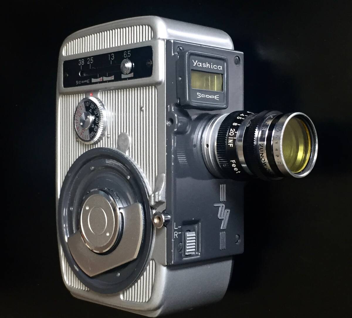 Yashica-8（ヤシカ-8）完全動作　レンズ ZUNOW Cine 1:1.9　f=13mm ZUNOW Opt.Japan 　レンズフィルター waiz 24　W.Y2 