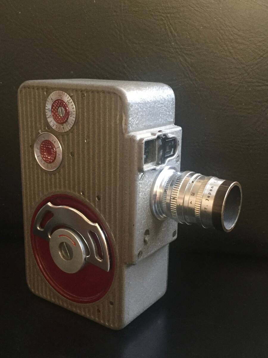 瓜生精機のCinemax-8（シネマックス-8）1955年発売 レンズはSUN OPT. Japanの「CINE Sun 」F：1.9　