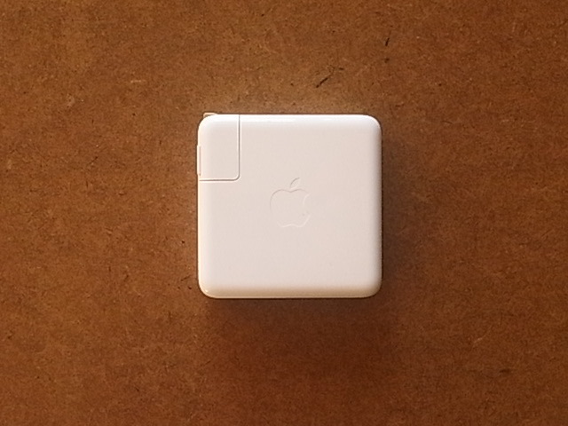 純正　Apple A2166 96W電源アダプタ USB-C 送料230円　中古良品2