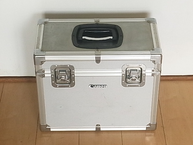 CANON ビデオカメラ　持ち運び用　アルミケース　HC-4200 送料630円～　中古
