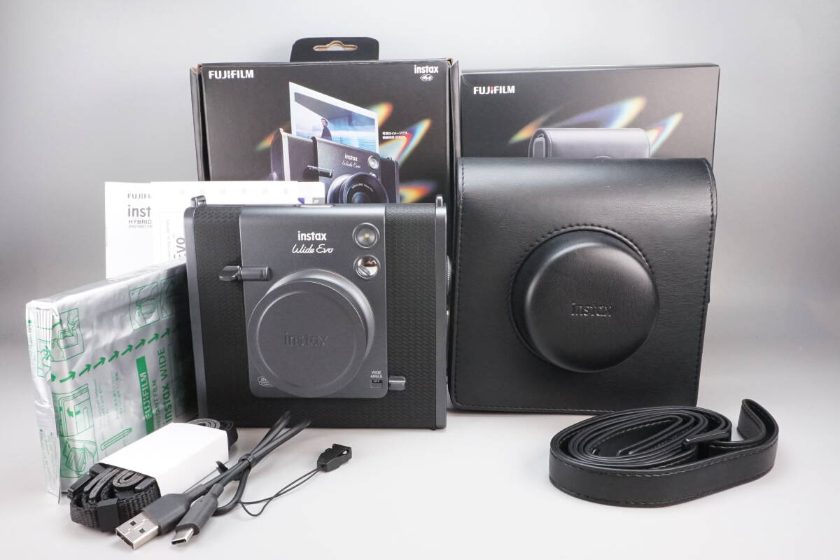 【極上品】instax WIDE Evo 本体 ケース フィルムセット 2025年最新モデル フジフイルム ワイドエヴォ チェキ WIDEサイズ