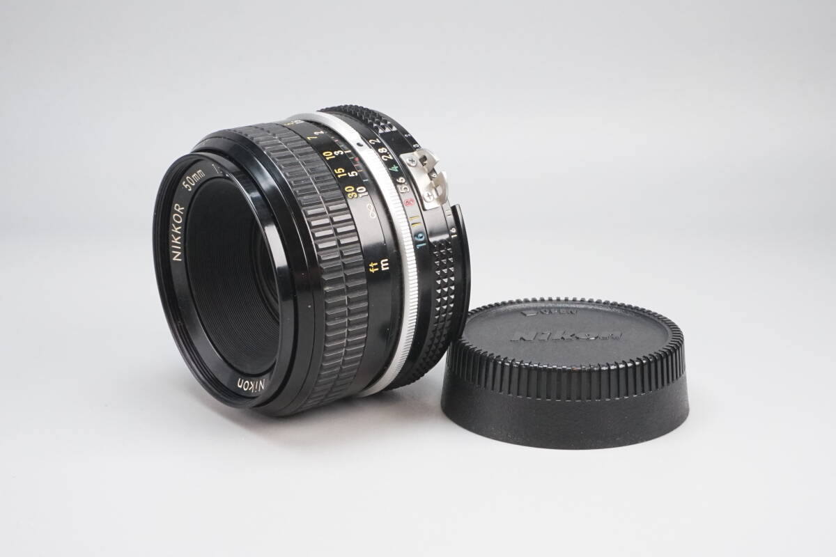 ★美品★ Nikon ニコン Ai Nikkor 50mm f2 単焦点レンズ MF Fマウント オールドレンズ 動作確認済み