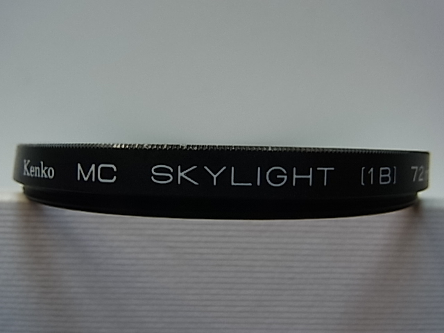送料180円　Kenko　ケンコー　MC　SKYLIGHT　(1B)　72mm　管理no.1