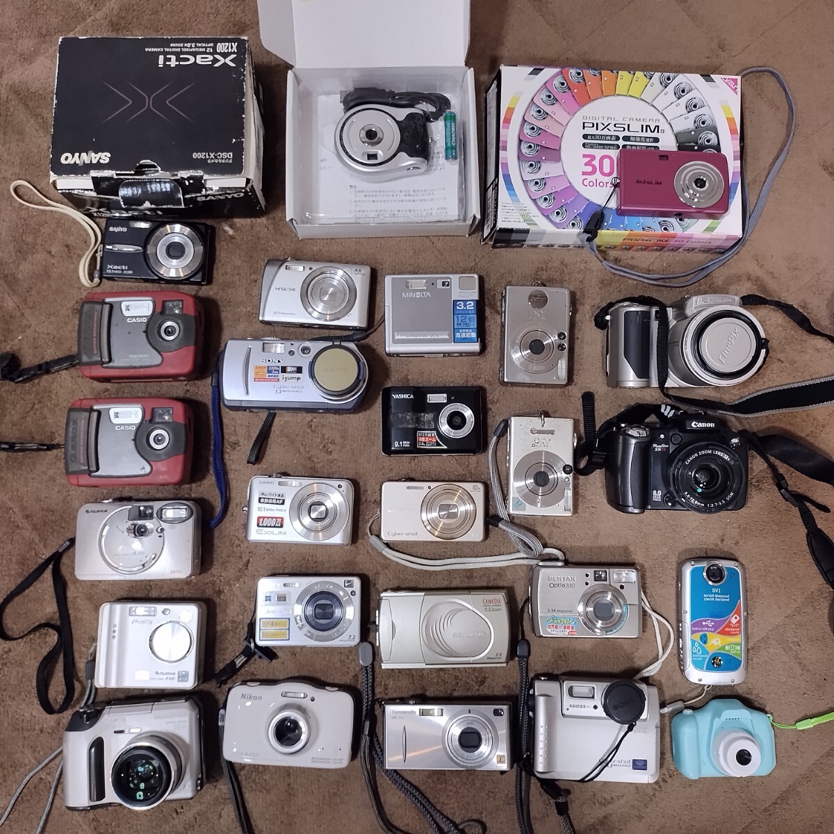 t8C100 コンパクトデジタルカメラ デジカメ コンデジ ビデオカメラ まとめ 大量 セット SONY Nicon CASIO Canon OLYMPUS FUJIFILM IXY