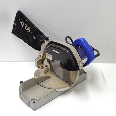 【中古/ジャンク】HITACHI 日立工機 ハイコーキ 卓上丸のこ AC100V 左45度傾斜切断可 刃径216mm FC8FC ※必ず商品詳細をご確認ください。