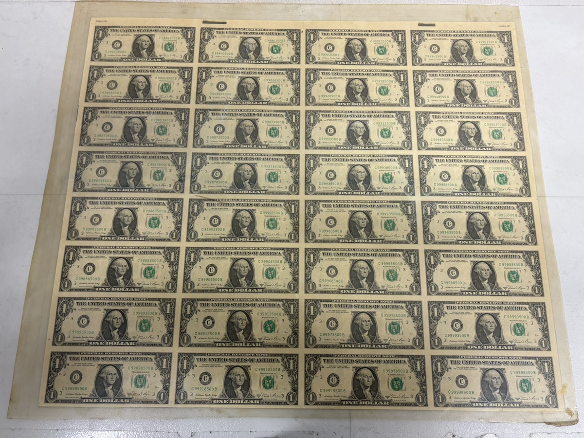 13718-014★米ドル 1ドル札 連番シート 約32枚 大判 印刷シート 未裁断紙幣 まとめ売り レア コレクション★