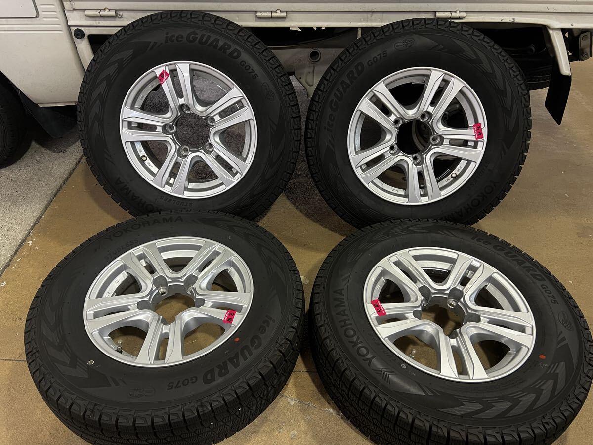 1シーズンのみ使用 バリ溝 4本 SUZUKI ジムニー シエラ 等 スタッドレス YOKOHAMA ice GUARD GO75 195/80R15 96Q 2024年製 
