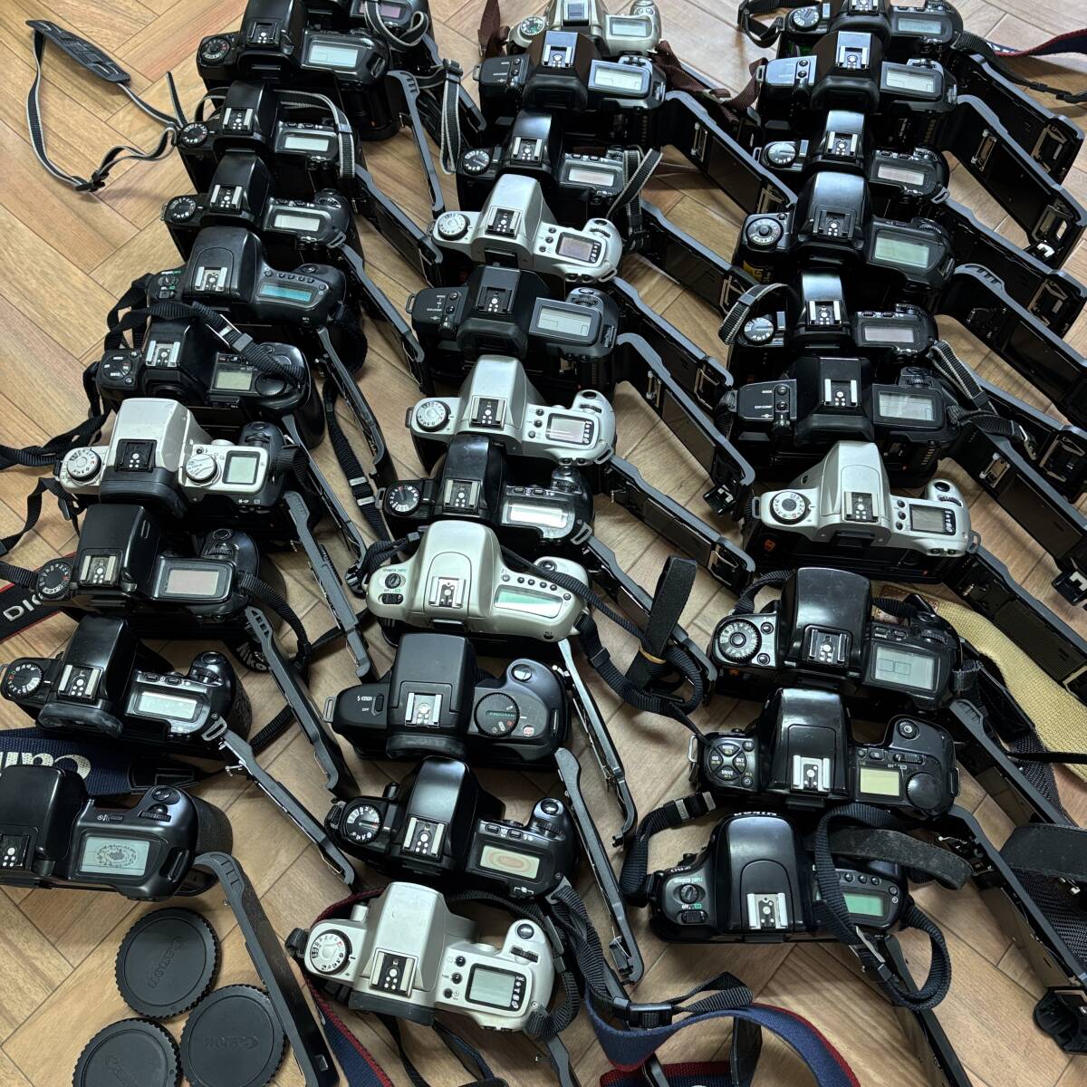 31台！大量まとめ！【まとめ】一眼レフカメラ 計31台 大量おまとめセット #P194