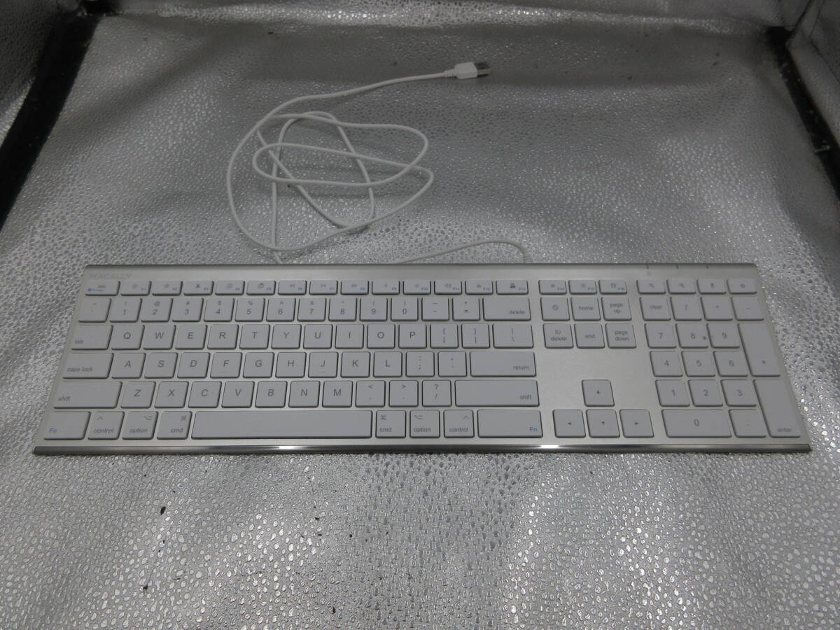 新同　シルバーボディ　MACALLY キーボード　Model: ACEKEYA