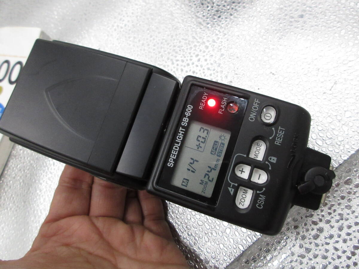 Nikon SPEEDLIGHT SB-600 ストロボ　完動