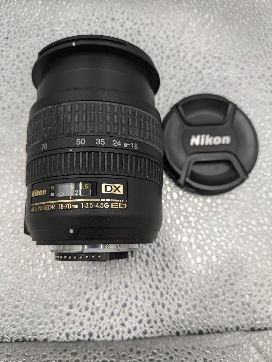 AF-S NIKKOR 18-70mm f3.5-4.5G ED レンズ