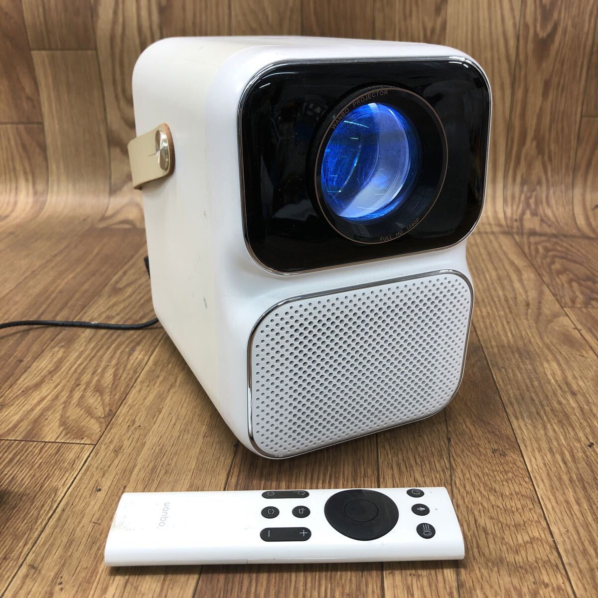 AHO-260319-1151 Shenzhen wanbo Technology プロジェクター T6 Max ホームプロジェクター ミニプロジェクター ホワイト 通電確認済み