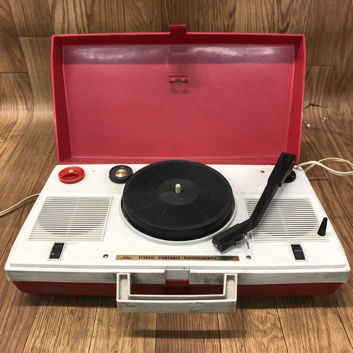 AHO-260319-1149 東芝 TOSHIBA GP-22S STEREO PORTABLE PHONOGRAPH レコードプレーヤー 通電確認済み