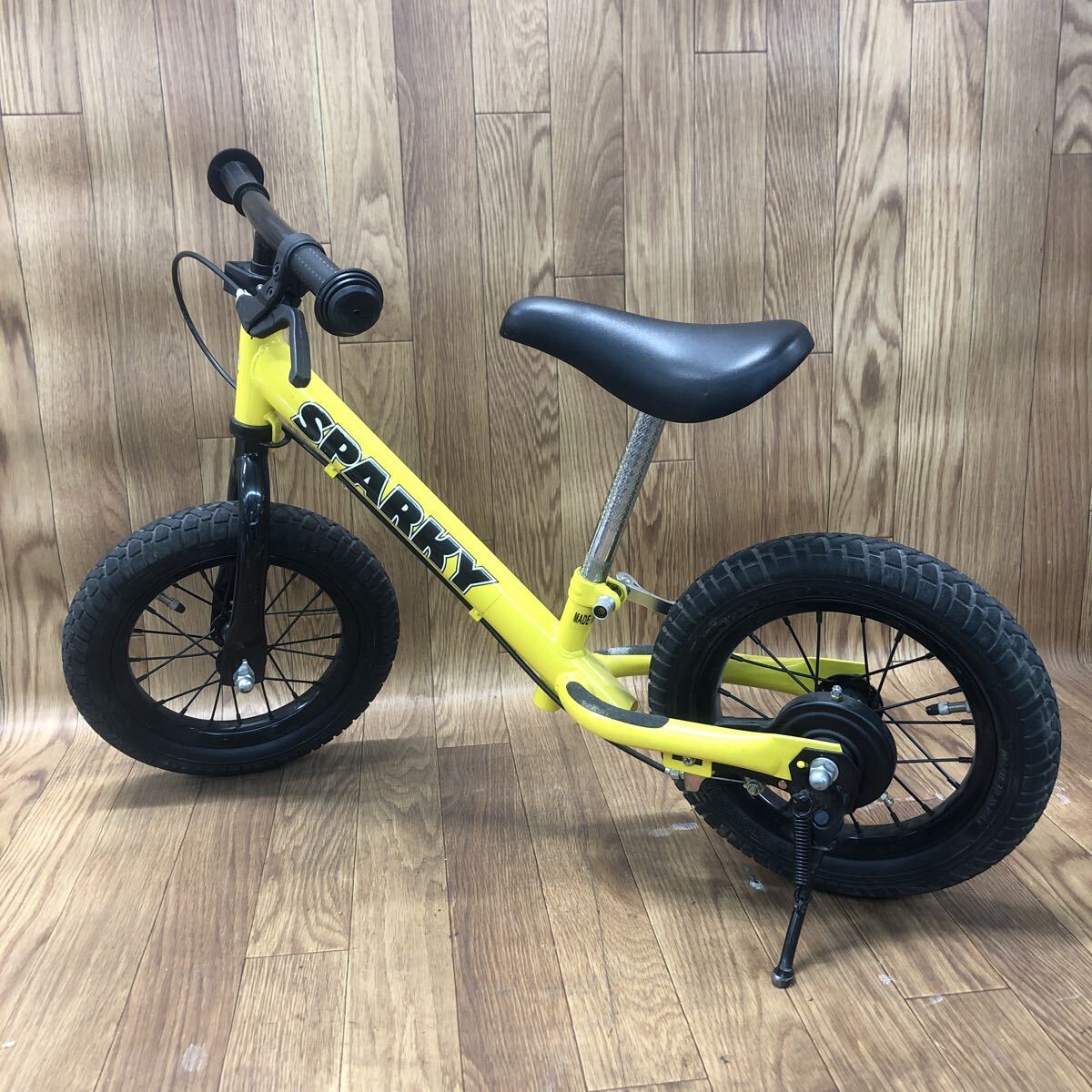 AHO-260319-1194 SPARKY スパーキー バランスバイク キッズバイク イエロー 子供用 キッズ 12インチ 現状品
