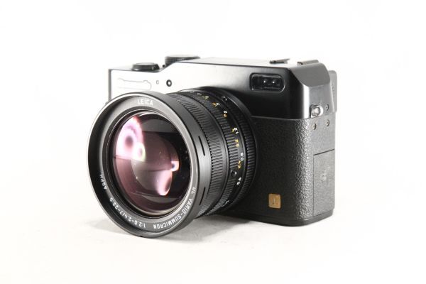 ★極上品★パナソニック Panasonic Lumix DMC-LC1 ブラック★動作OK 綺麗な外観★107140