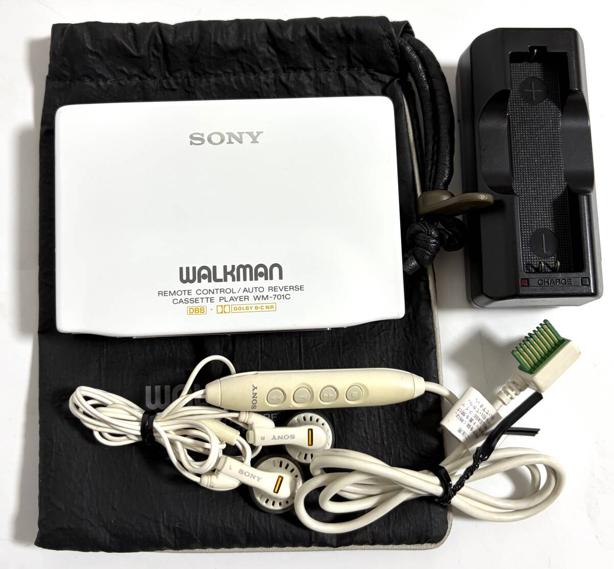 ★まずまず美品★ 動作未確認 SONY ソニー WALKMAN ウォークマン WM-701C CASSETTE PLAYER カセットプレーヤ ホワイト ジャンク I260319